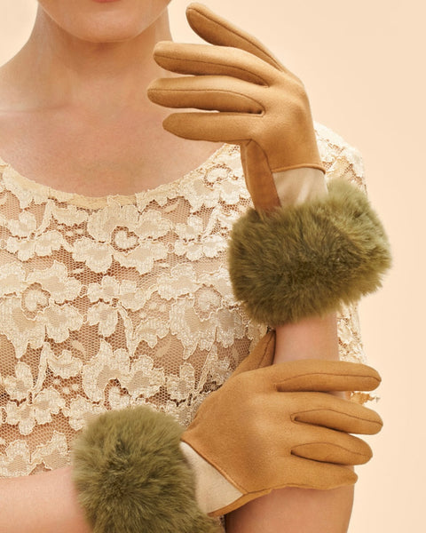 Bettina Faux Fur and Faux Suede Gloves in Sand/Khaki Green